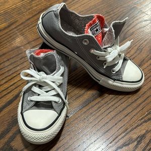 CONVERSE NWOT grey sneakers